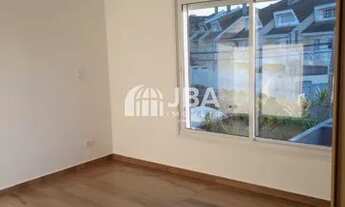 Imagem 5: CURITIBA - Sobrado Padrão - Guabirotuba