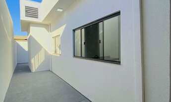 Imagem 3: CASA DE ESQUINA, ACABAMENTO DE ALTO PADRÃO