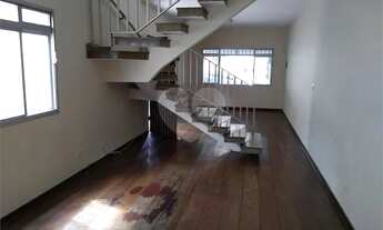 Imagem: Sobrado com 3 quartos para locação no