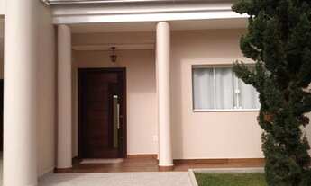 Imagem 2: Oportunidade, sobrado Alto padrão a apenas 300 metros do mar!