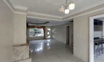 Imagem 6: Sobrado no bairro Moinhos de Vento. REF: G4352