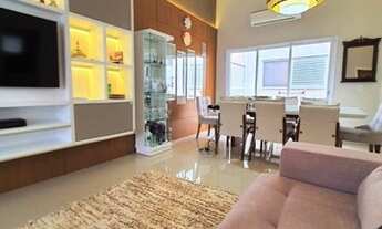 Imagem 2: Casa de condomínio térrea para venda possui 180 metros quadrados com 3 quartos