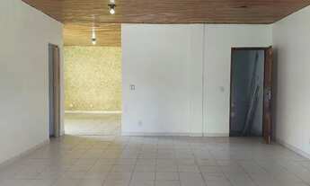 Imagem 2: ALUGO R$ 1.900, amplo apto com 2 suítes e varanda, Rua Barroso, Centro