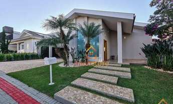 Imagem: Casa Sun Lake Residence com 3 dormitórios