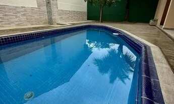 Imagem 6: Nascentes do Tarumã, casa com 3 quartos, piscina e edícula com churrasqueira