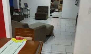 Imagem 5: Três quartos dois banheiros