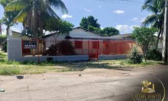 Imagem: Aluga uma casa bem localizado no bairro