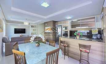 Imagem 4: Casa para Temporada em Bombinhas, canto grande, 3 dormitórios, 1 suíte, 3 banheiros, 2 vag