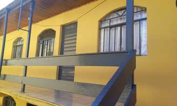 Imagem: Casa de Fundos Bairro Cajuru