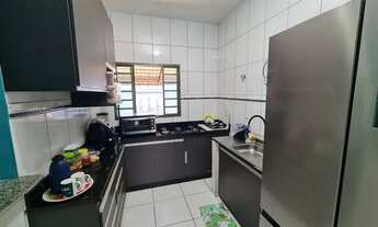 Imagem 5: Linda casa de 2 Qts em frente para o parque Castros em Senador Canedo