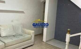 Imagem 3: Alugo Sobrado com sacada com 3 Dormts (1 suíte) s/ vaga - Taboão da Serra