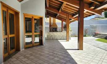 Imagem 2: Linda casa de 3 dormitórios no Damha I