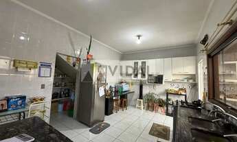 Imagem 7: SOBRADO COM 3 SUÍTES E PISCINA À VENDA NO CONDOMÍNIO GRANJA OLGA POR R$1.200.000,00