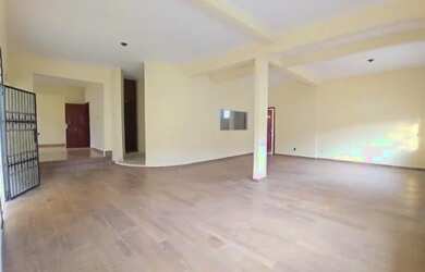 Imagem: Casa Espaçosa 450m² c/ 2 Suítes no Vieralves