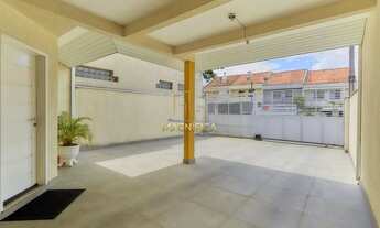 Imagem 13: SOBRADO À VENDA PARA VOCÊ QUE BUSCA CONFORTO E COMODIDADE NO TARUMÃ!