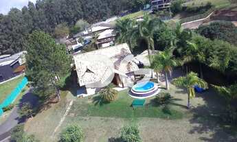 Imagem 2: Casa à venda em Bragança Paulista, Rua Sequetiba 350, com 4 quartos, com 330 m²