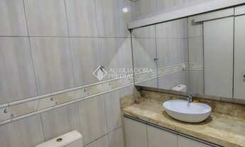 Imagem 4: Casa a venda no bairro Niterói de 3 dormitórios