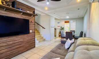 Imagem 2: Casa à venda com 3 dormitórios e churrasqueira na área externa em condomínio na cidade de