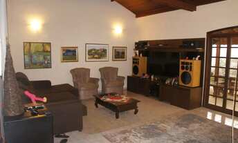 Imagem 5: Chácara dos Sonhos em Mairiporã Conforto e Lazer em Meio à Natureza