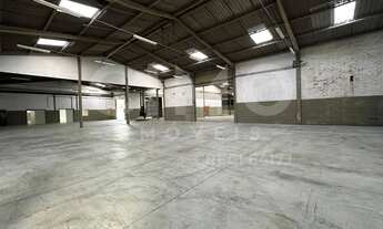 Imagem 3: Galpão 1.100m² para alugar em Blumenau, Itoupavazinha, com pátio amplo