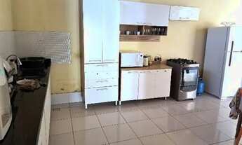 Imagem 7: Gigantesca -Casa com 10m de Frente, 2/4 com Corredor Lateral e quintal ampla