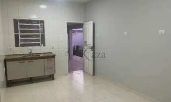 Imagem 4: Oportunidade - Casa - Jardim Santa Maria - Jacareí - 4 Dormitórios - 200m²