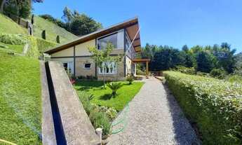 Imagem 3: Casa em Rua do Palácio - Parque das Araucárias - Campos do Jordão/SP