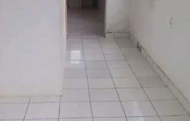 Imagem 4: IAPI 1/4 Casa com 1 dormitório