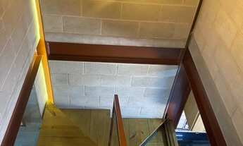 Imagem 5: Casa moderna, estilo apartamento, tudo novo, vista para o verde! Condomínio fechado!