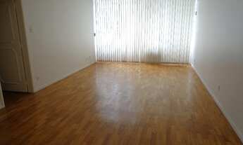 Imagem 2: Apartamento para aluguel possui 124 metros quadrados com 3 quartos em Leblon - Rio de Jane