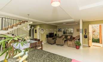 Imagem 3: Casa de condomínio para venda tem 337 metros quadrados com 3 quartos