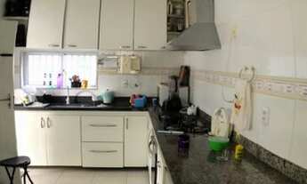 Imagem 4: Casa com 4 quartos (1 suíte), dependência completa, 216m² de área em Brotas - Salvador - B