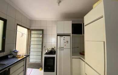 Imagem 2: Casa a venda no jardim Alto Paraiso com 180 metros quadrados com 2 quartos