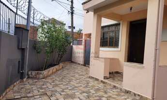 Imagem 7: Sobrado frontal na Avenida