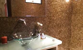 Imagem 7: Alto padrão em condomínio fechado