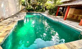 Imagem 5: Casa de para venda com 656 metros quadrados de área construída e 1100m de terreno