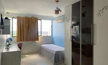 Imagem 7: Apartamento para venda possui 240 metros quadrados com 4 quartos em Casa Forte