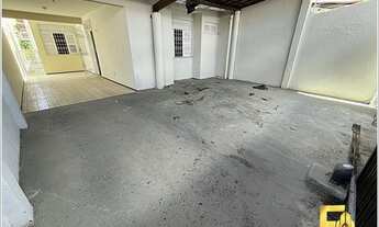 Imagem 2: Casa com 4 Quartos na Maraponga