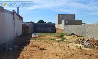 Imagem 2: 2 lotes excelentes com 165m² em ótima localização