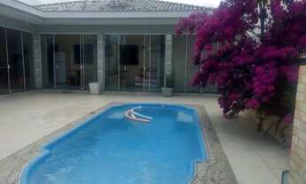 Imagem: Casa com piscina. Beto Carrero/ Barra Velha-SC