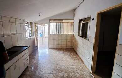 Imagem 3: Alugo 1 casa e 1 barracão