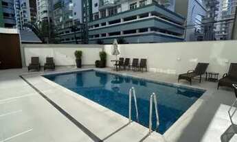 Imagem 4: Exclusiva Cobertura Mobiliada de Alto Padrão em Balneário Camboriú: Viva o Luxo e o Confor