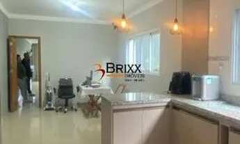 Imagem 6: CASA PARA LOCAÇÃO EM ARUJÁ COM 03 SUÍTES, QUINTAL E GARAGEM PARA 03 CARROS