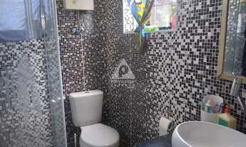 Imagem 2: Apartamento em sobrado estilo casa