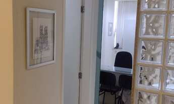 Imagem 3: Sala/Conjunto para aluguel possui 32 metros quadrados com 2 quartos em Centro - Rio de Jan