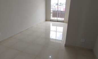 Imagem 2: Lindo apto reformado - Vazio - Piso em porcelanato - todo espaçoso