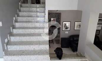 Imagem 3: Casa com 3 quartos, suítes e vaga em condomínio com lazer em Pendotiba - Niterói - RJ