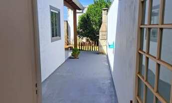 Imagem 6: VENDO linda casa de 3 quartos com suíte