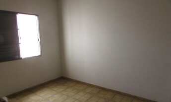 Imagem 5: Abrigo para 2 carros, sala, cozinha, banheiro social, 2 dormitórios, lavanderia coberta, q