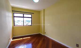 Imagem 6: Cód.: 4215 - Apartamento com Três quartos sendo 1 Suíte- 2 Vagas de Garagem- Bom Pastor